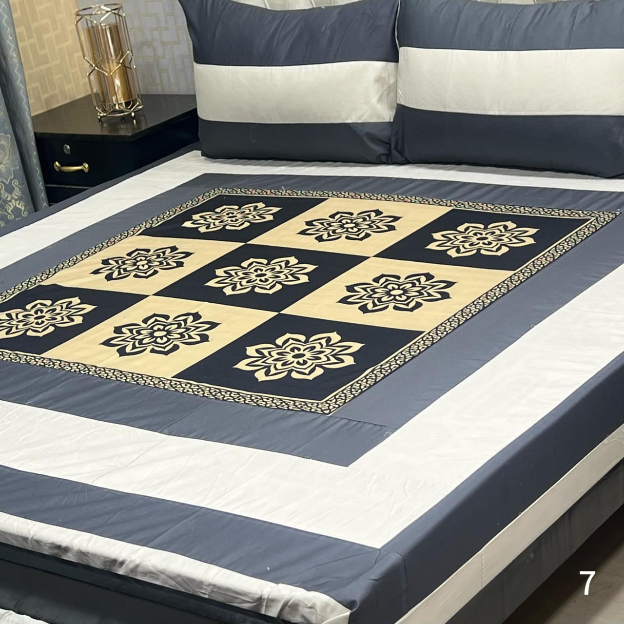 Digital gold panel 3pc Bedsheets Export quality
