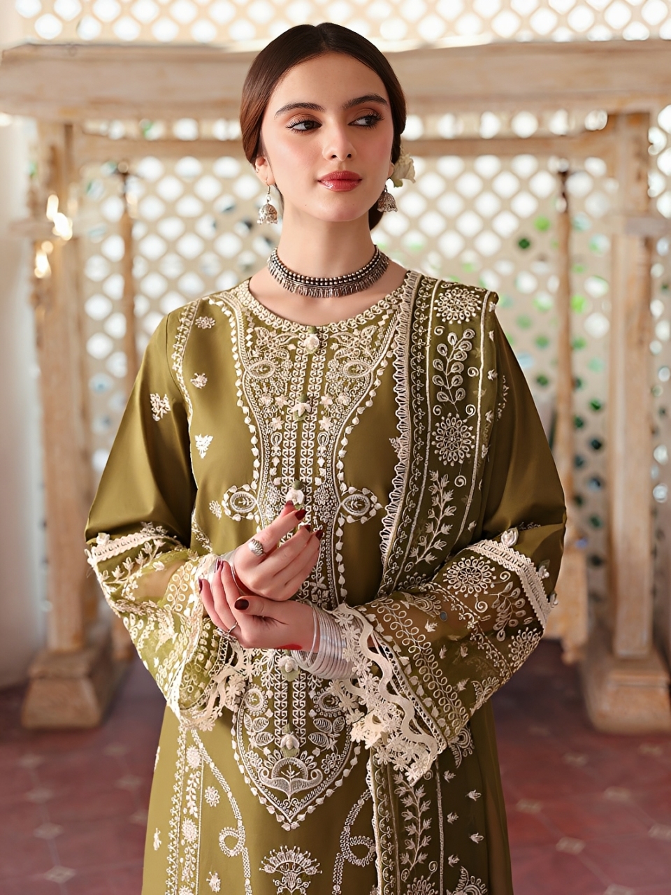 3 Piece Premium Embroidered Lawn Collection By MAHNUR JAZMIN - Image 2