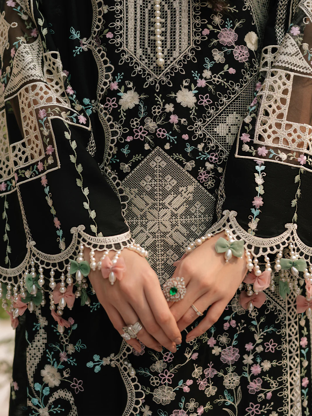 3 Piece Premium Embroidered Lawn Collection By BIN ILYAS - Image 4