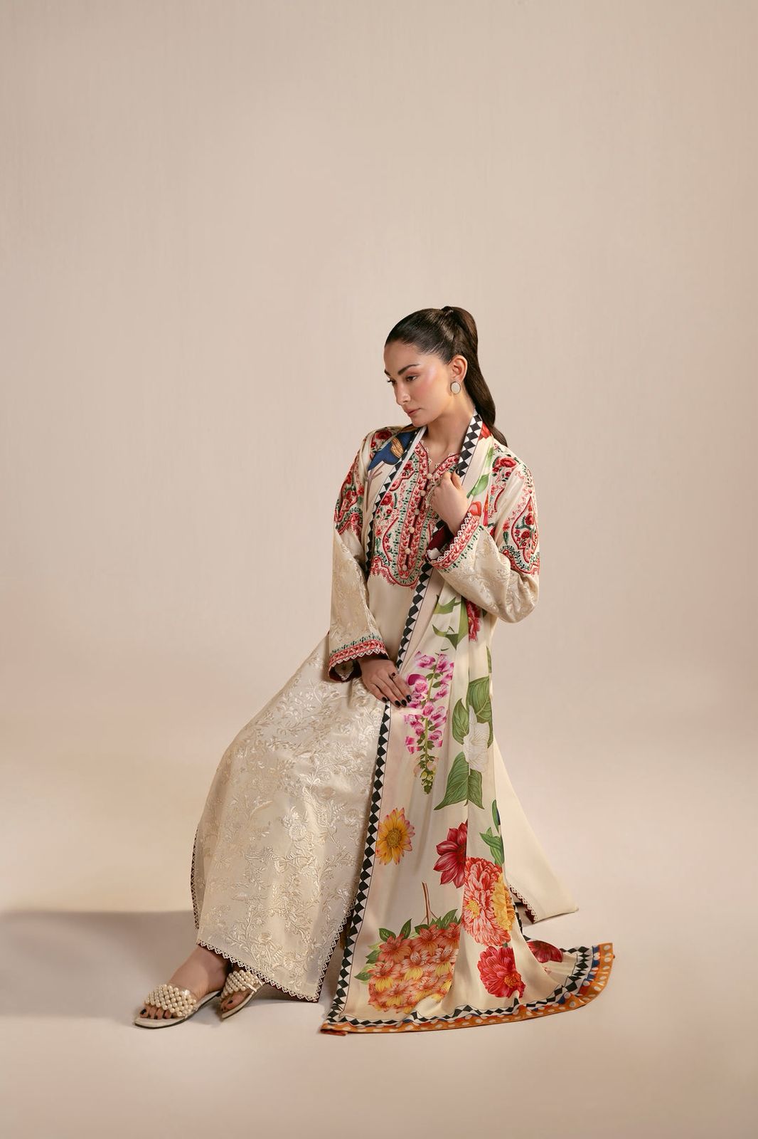 3 Piece Premium Embroidered Lawn Collection By ZARA SHAHJAHAN - Image 4