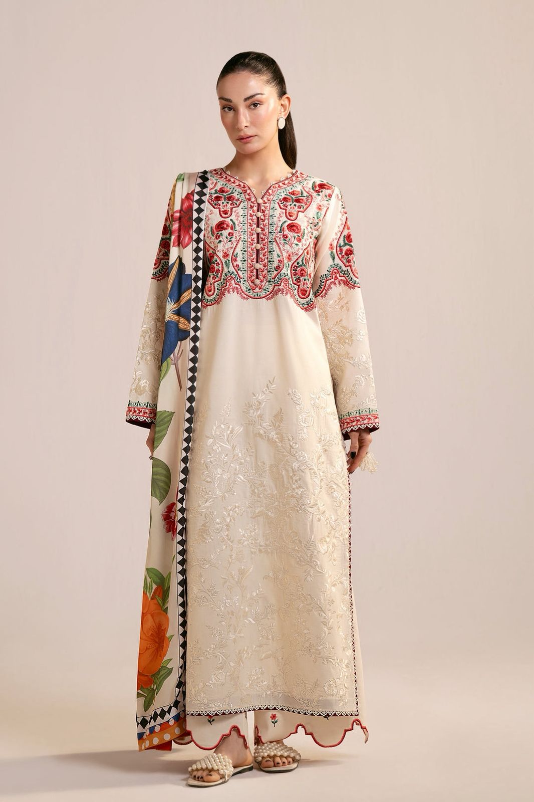 3 Piece Premium Embroidered Lawn Collection By ZARA SHAHJAHAN - Image 5