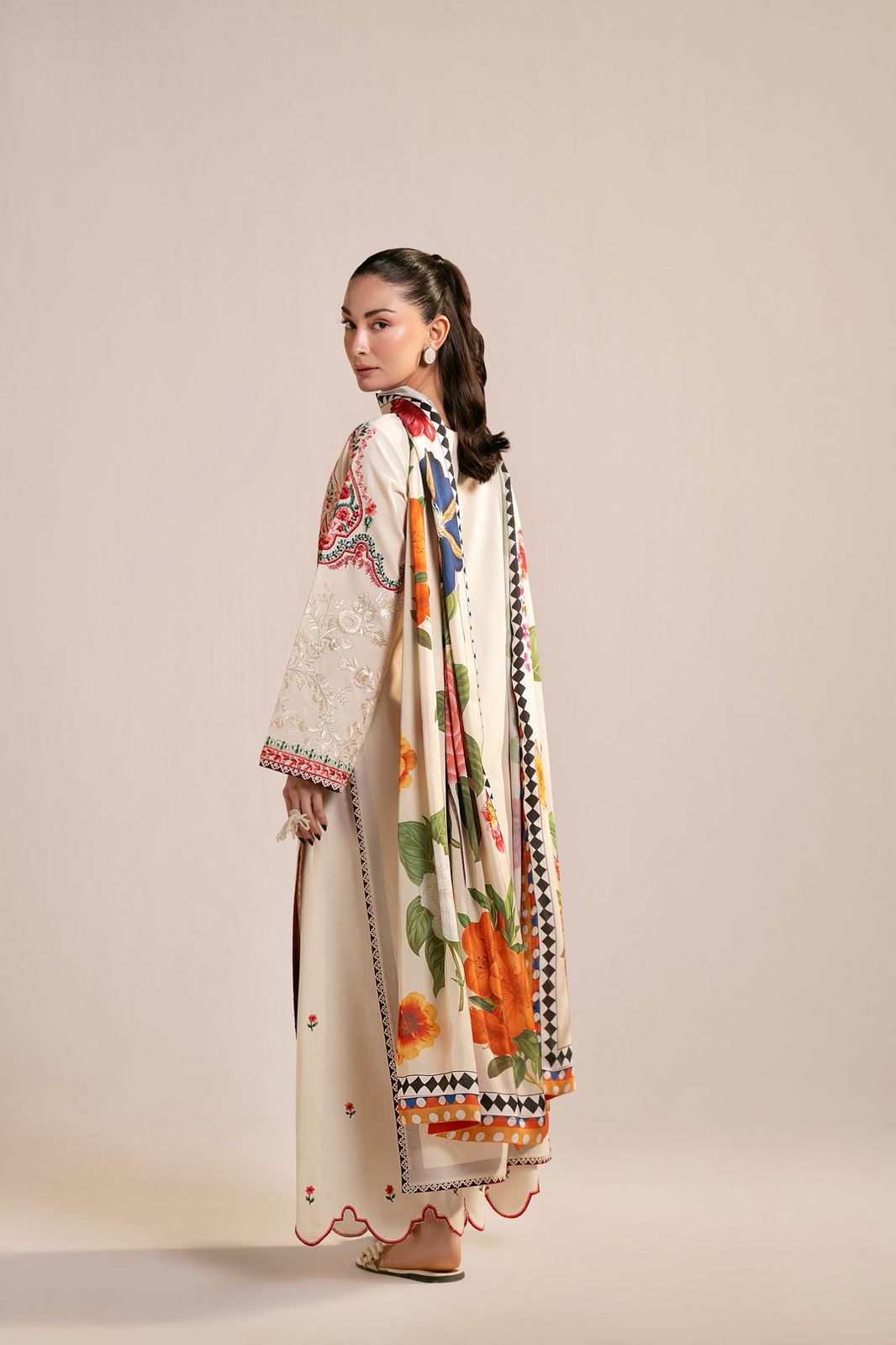 3 Piece Premium Embroidered Lawn Collection By ZARA SHAHJAHAN - Image 6