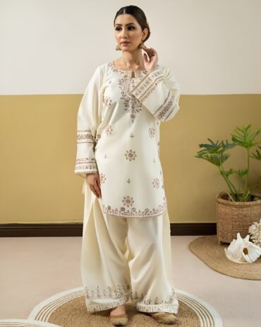 2 Piece Premium Embroidered Lawn Collection By URGE